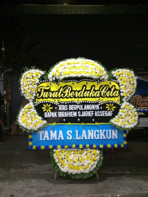 Papan Bunga Duka di Kawor